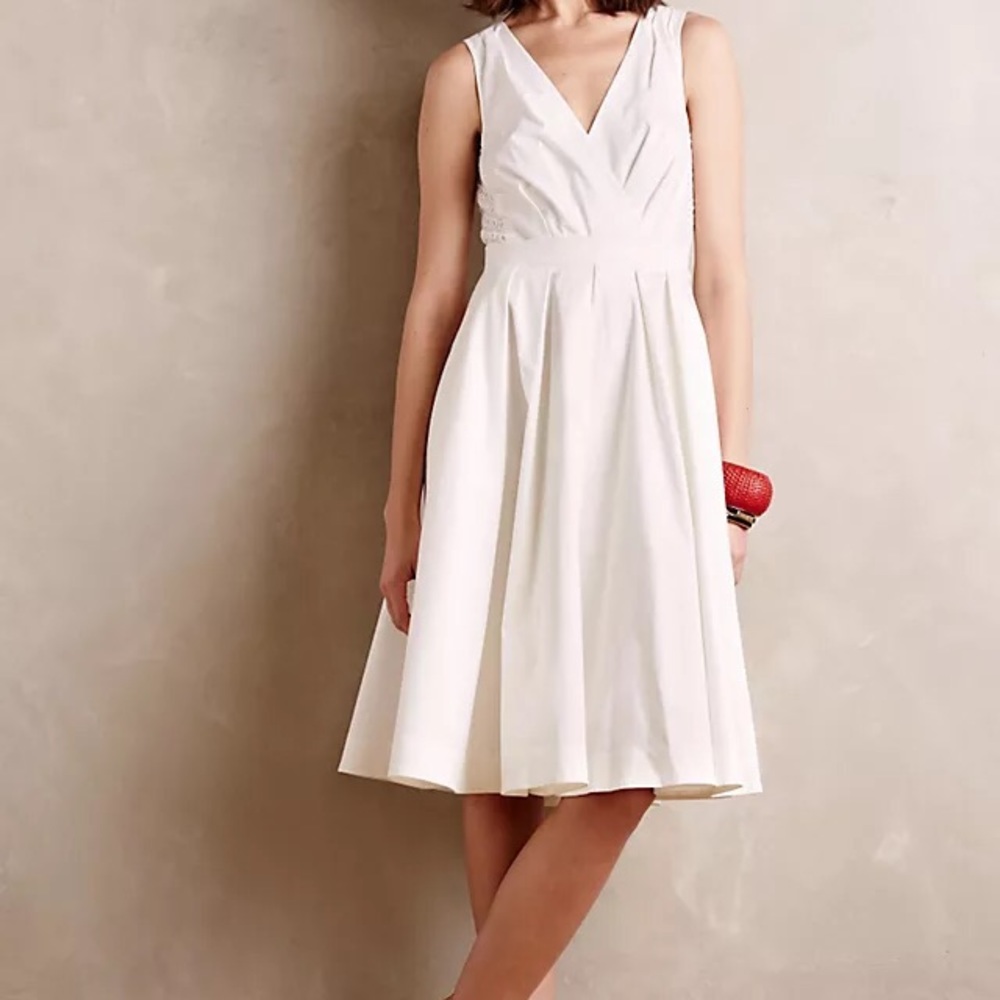 Anthropologie Collette Dinnigan Womens Pleated Trellis White Dress size 4